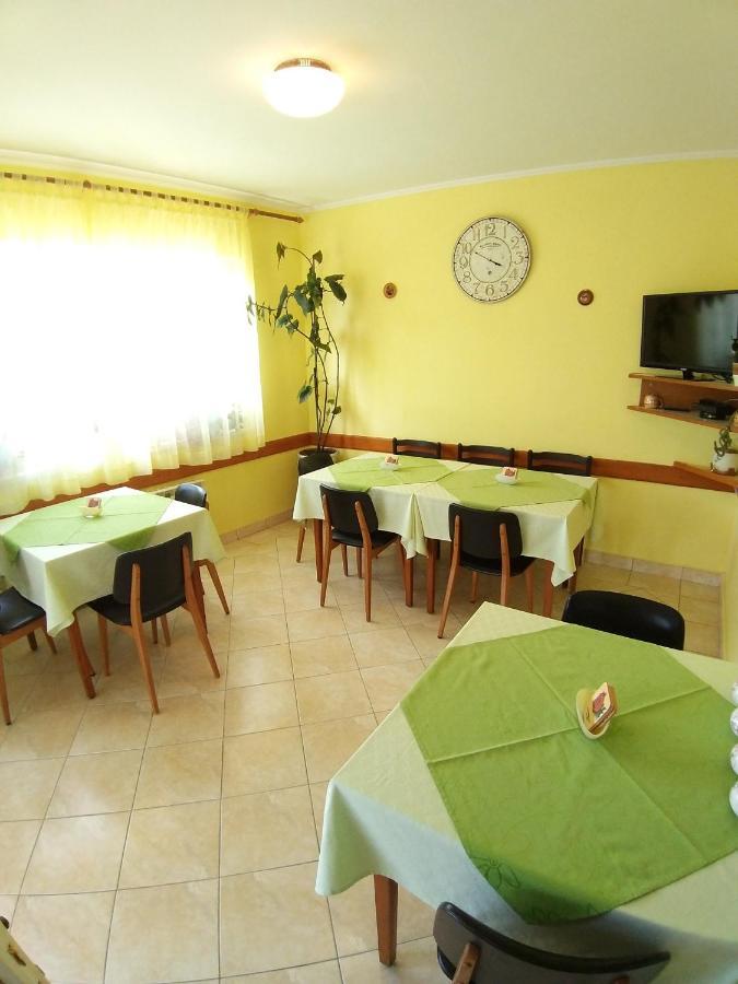 Balen Guest House Rab Town Kültér fotó