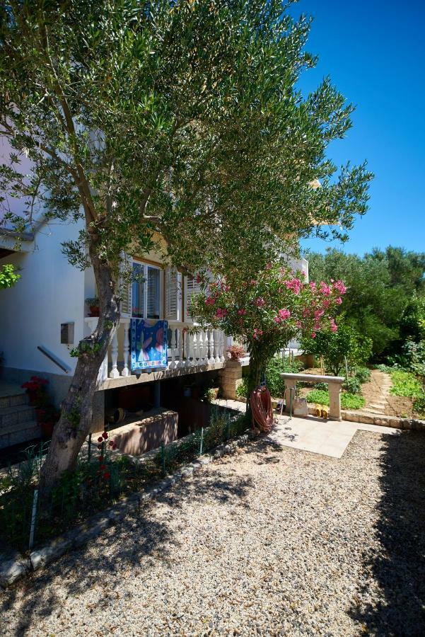 Balen Guest House Rab Town Kültér fotó