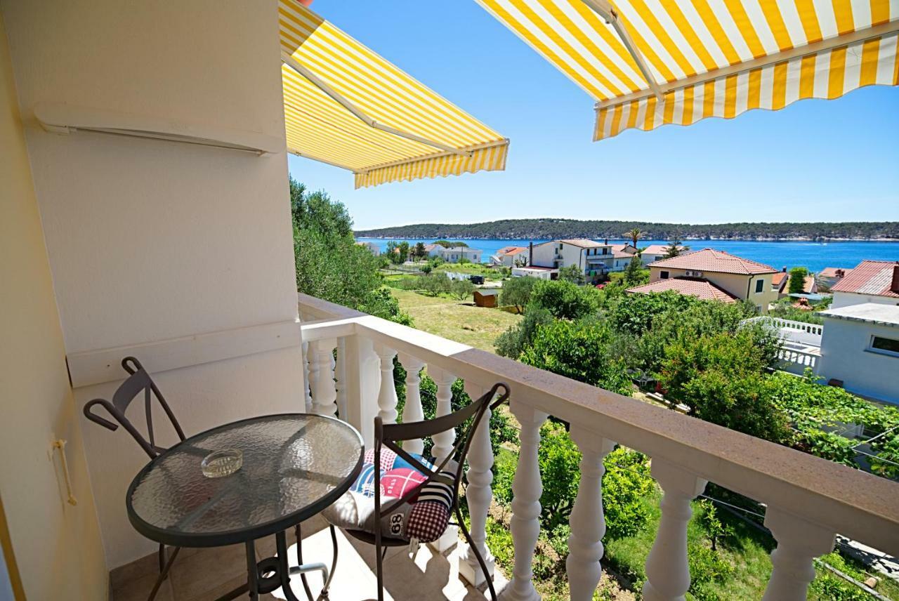 Balen Guest House Rab Town Kültér fotó
